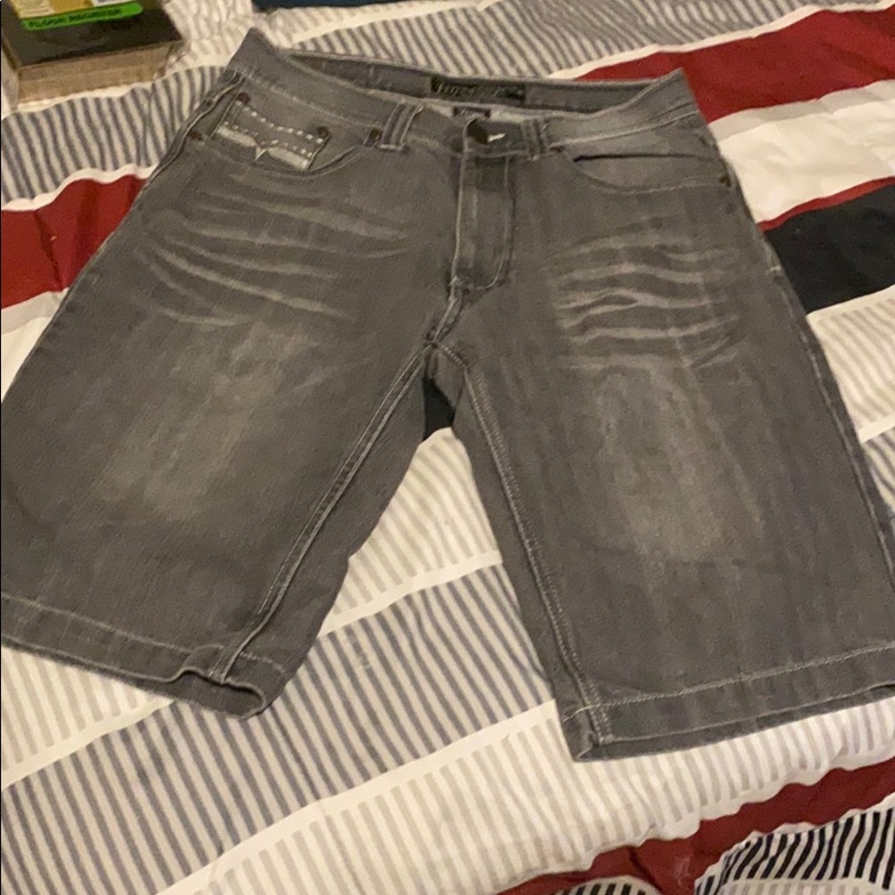 Men’s Shorts size 32
